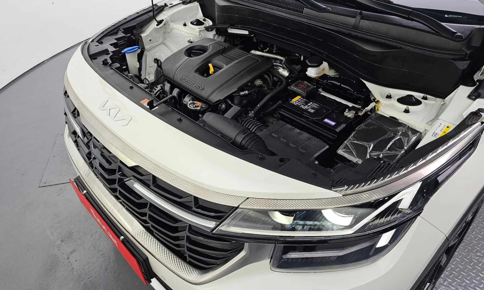 Kia Seltos Gasoline 2.0 2Wd Signature, снимка 5 - Автомобили и джипове - 55036465