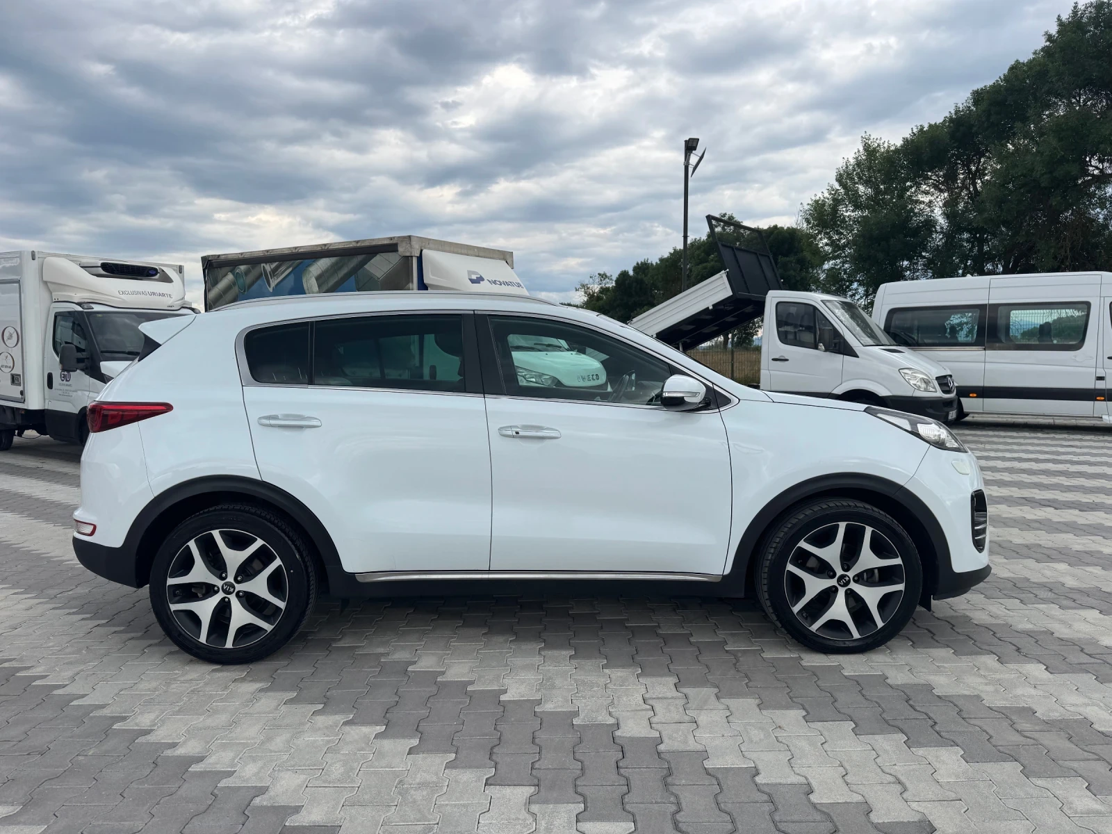 Kia Sportage 1.7CRDI GT Line, снимка 4 - Автомобили и джипове - 55156936