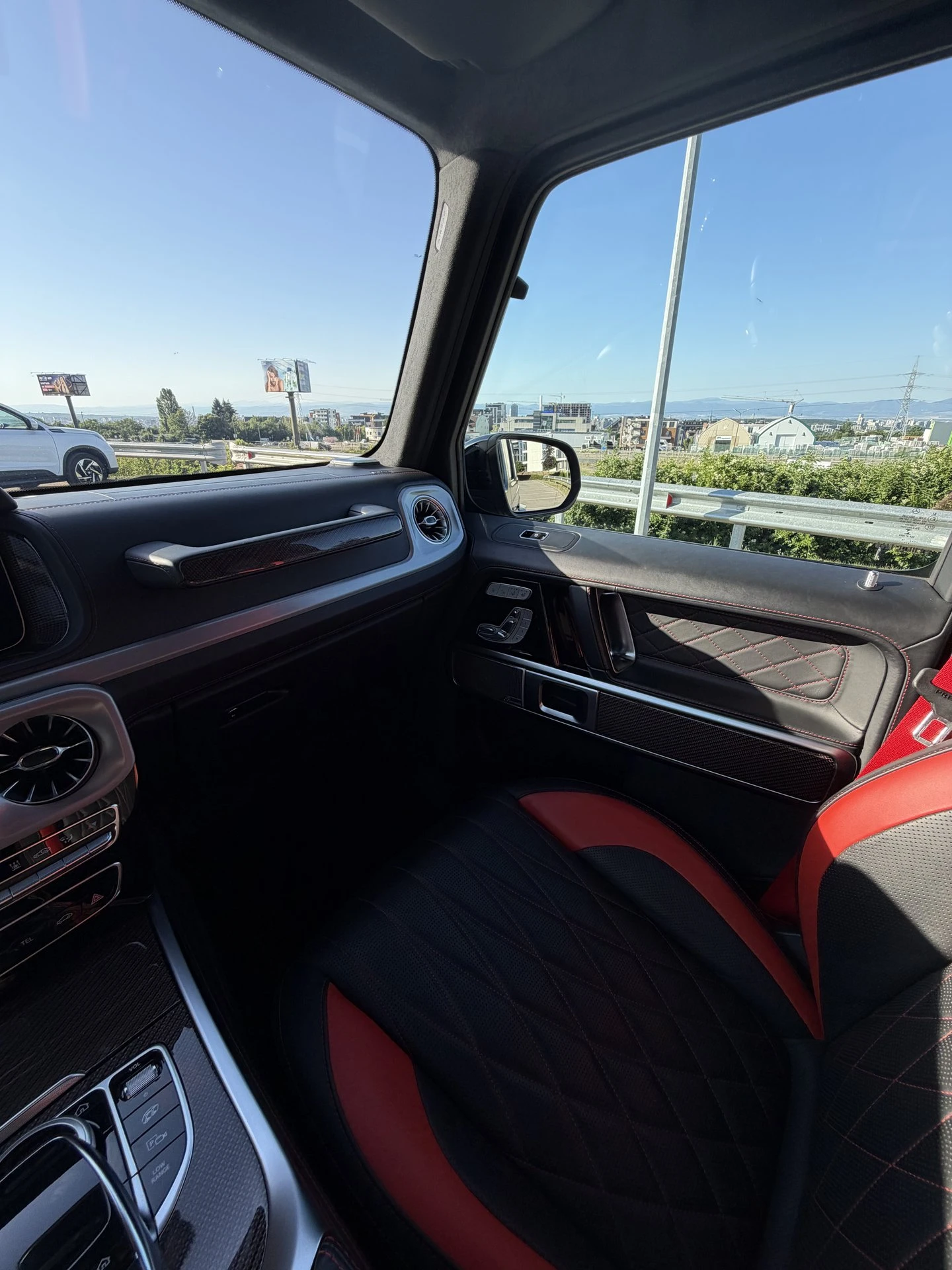 Mercedes-Benz G 63 AMG Edition 1, снимка 10 - Автомобили и джипове - 55298421