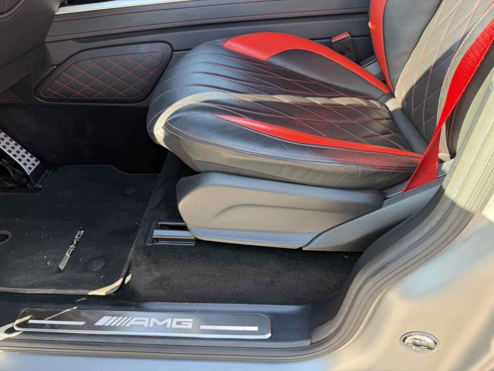 Mercedes-Benz G 63 AMG Edition 1, снимка 16 - Автомобили и джипове - 55298421