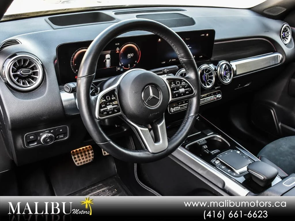Mercedes-Benz GLB 250 * 4MATIC * PANO * Автокредит * (Цена до България), снимка 7 - Автомобили и джипове - 55463039