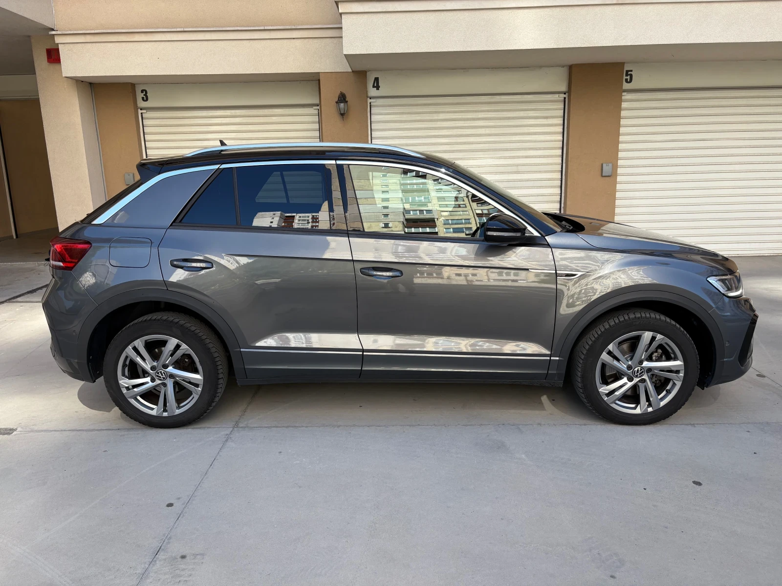 VW T-Roc R Line, Digital, Distronic, Сервизна История, снимка 8 - Автомобили и джипове - 55492212