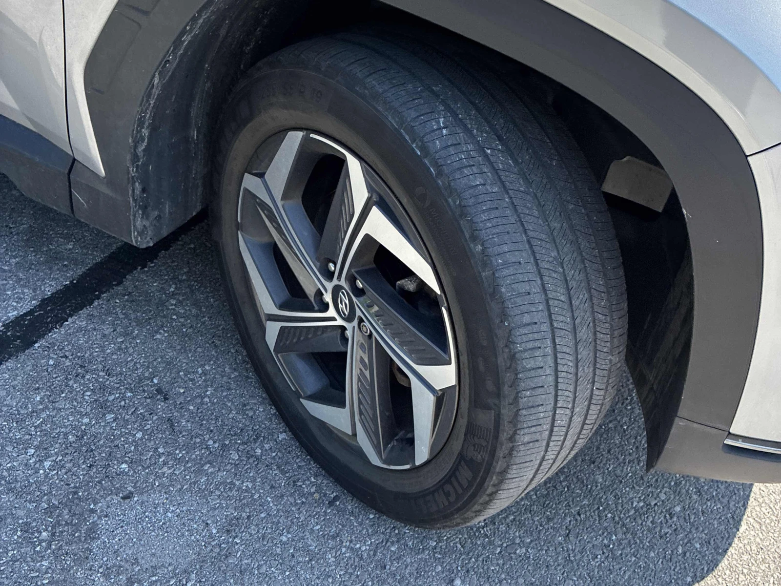 Hyundai Tucson, снимка 7 - Автомобили и джипове - 55690017