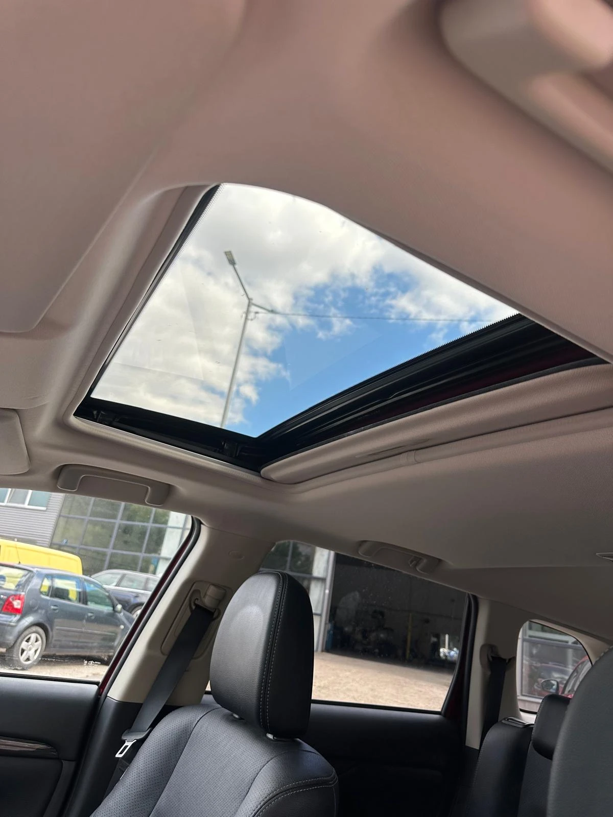 Mitsubishi Outlander 2.0 DIAMOND - AUT NAVI FULL ��������� | Mobile.bg � ����������� 8