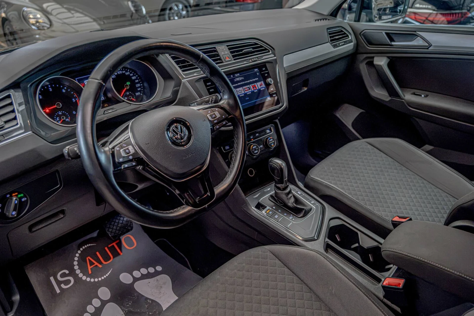 VW Tiguan 2.0TDI/DSG/PDC/75000KM/Lane Assist | Mobile.bg � ����������� 7