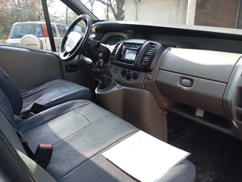 Renault Trafic 1.9, снимка 12 - Бусове и автобуси - 52534202