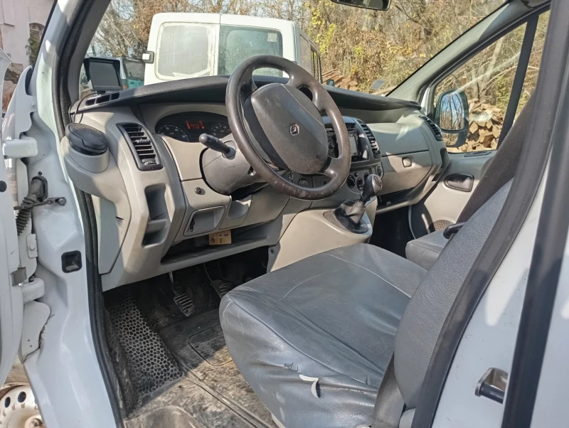 Renault Trafic 1.9, снимка 6 - Бусове и автобуси - 52534202