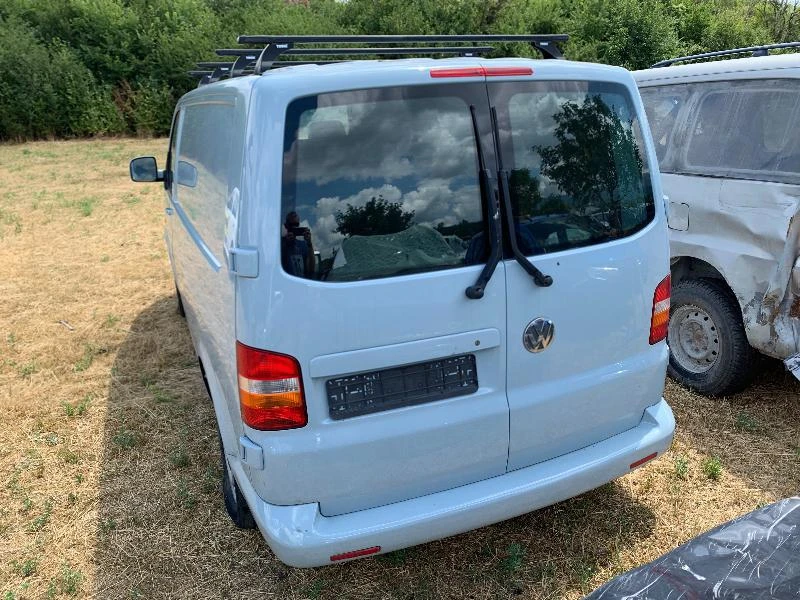 VW T5 1.9TDI,102кс.BRS,КЛИМАТИК, снимка 5 - Бусове и автобуси - 26065263