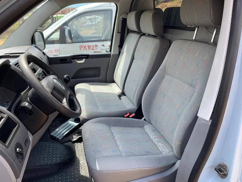 VW T5 1.9TDI,102кс.BRS,КЛИМАТИК, снимка 7 - Бусове и автобуси - 26065263