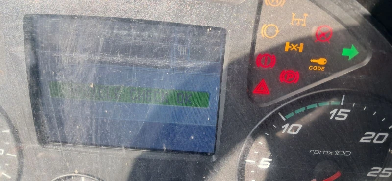 Iveco Stralis Влекач, снимка 5 - Камиони - 52458287