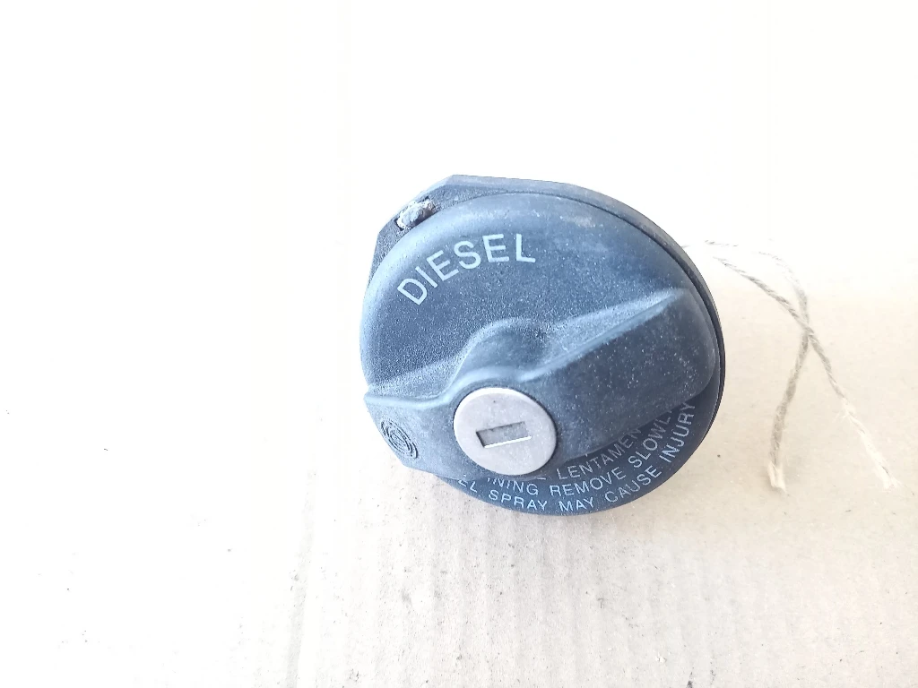 Капачка резервоар вътрешна Ланчия Федра (без ключ)