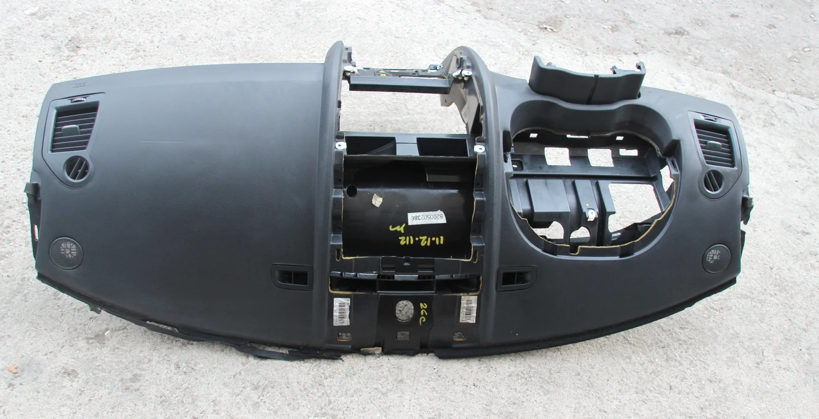     2008.     | Mobile.bg   1