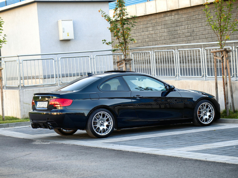 BMW 330 xd, снимка 6 - Автомобили и джипове - 46418693
