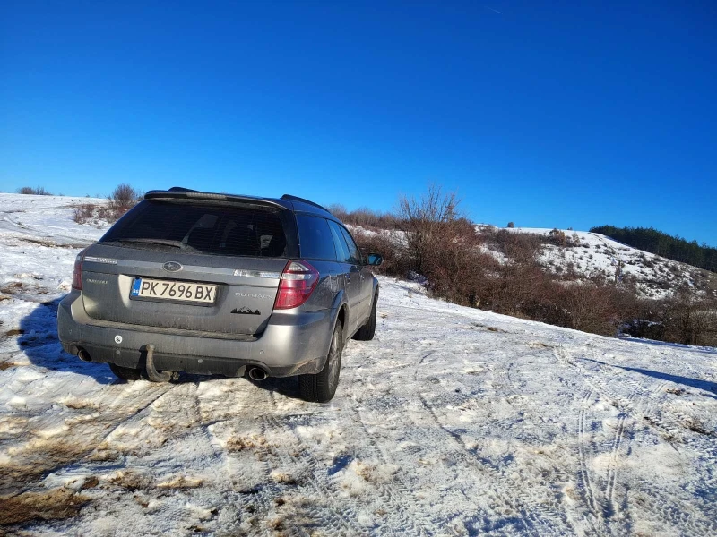 Subaru Outback, снимка 7 - Автомобили и джипове - 48510628