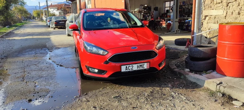 Ford Focus 1.0 , снимка 3 - Автомобили и джипове - 49552457