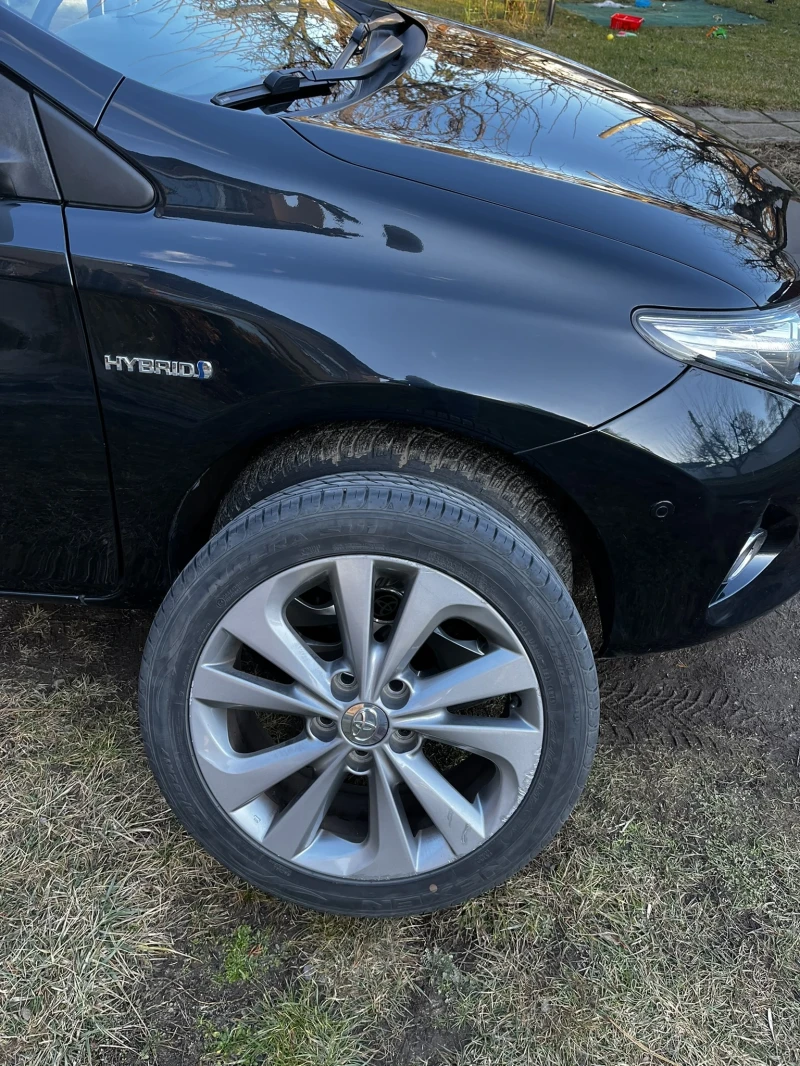 Toyota Auris, снимка 8 - Автомобили и джипове - 48713994