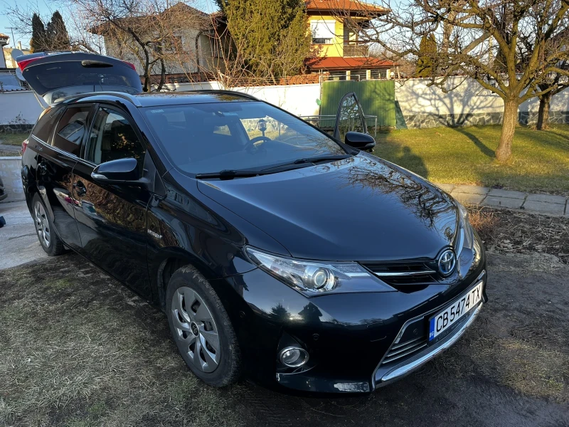 Toyota Auris, снимка 1 - Автомобили и джипове - 48713994