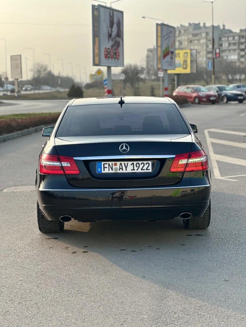 Mercedes-Benz E 350 Avantgarde, снимка 4 - Автомобили и джипове - 49292460