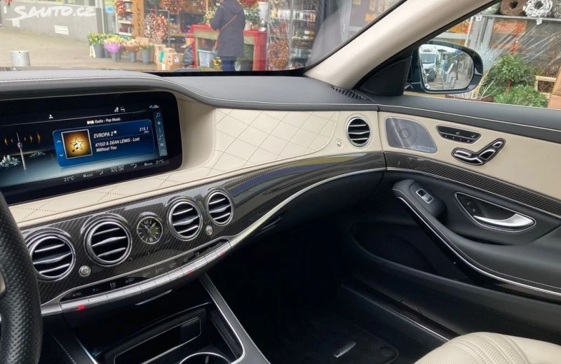 Mercedes-Benz S 63 AMG 4Matic+ , снимка 7 - Автомобили и джипове - 52723361
