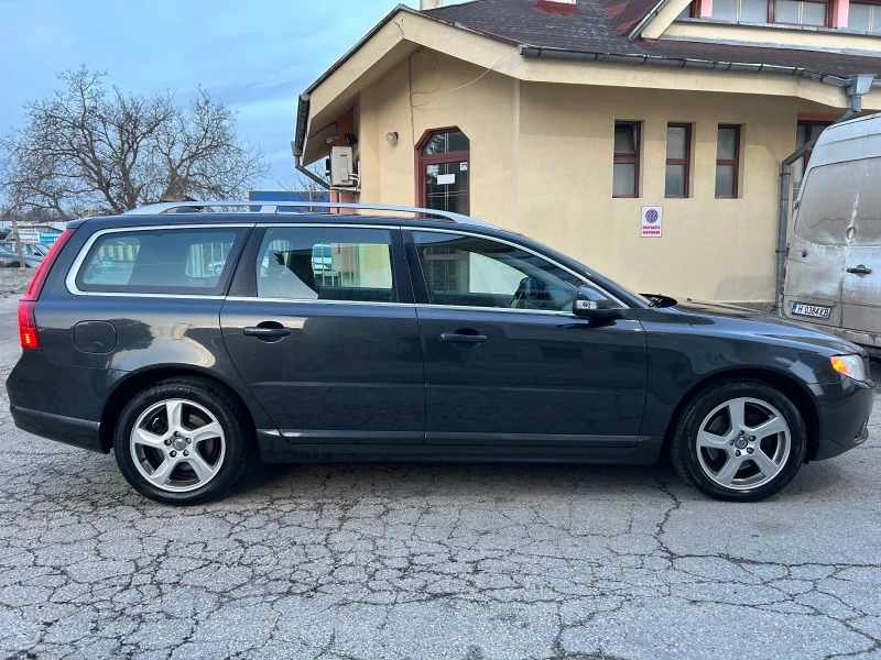 Volvo V70 2.0D XENON FULL, снимка 4 - Автомобили и джипове - 52840495