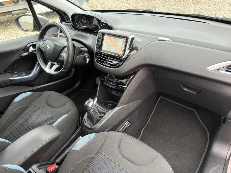 Peugeot 208 1.6 e-hdi, снимка 13 - Автомобили и джипове - 52883884