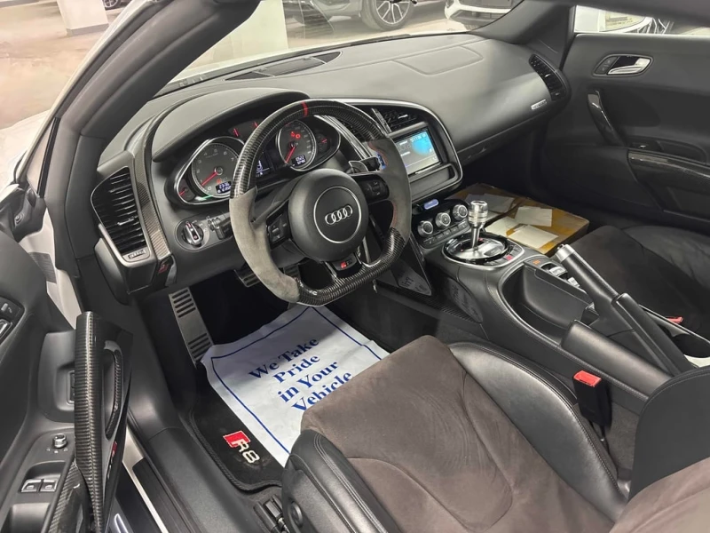 Audi R8 2014 * V8 Spyder * КАБРИО * ОТ ПРЕДСТАВИТЕЛСТВО, снимка 8 - Автомобили и джипове - 53282145