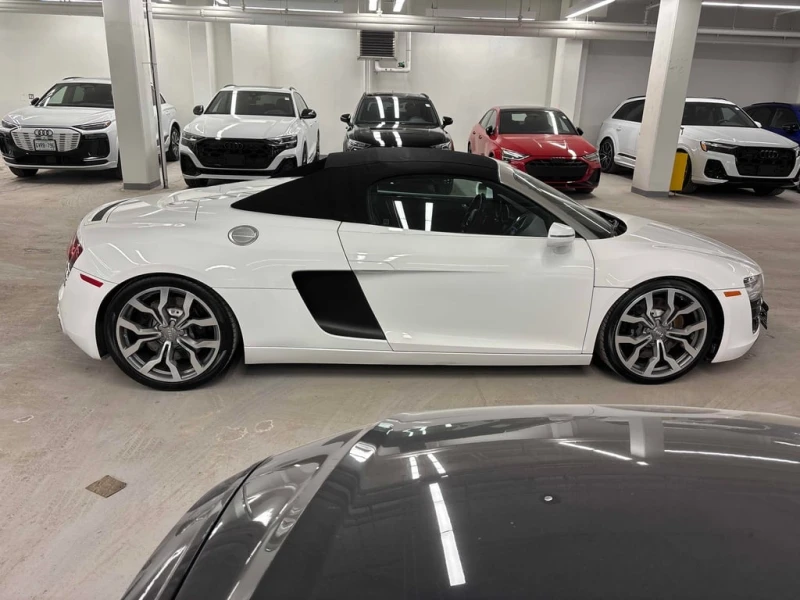 Audi R8 2014 * V8 Spyder * КАБРИО * ОТ ПРЕДСТАВИТЕЛСТВО, снимка 6 - Автомобили и джипове - 53282145