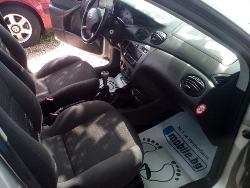 Ford Focus, снимка 8 - Автомобили и джипове - 53003458