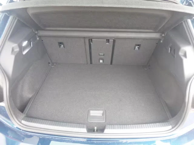 Cupra Born VZ/326HP/CAM/MEMO/NAVI/LED/DIGI/CPLAY/775g, снимка 15 - Автомобили и джипове - 53444475