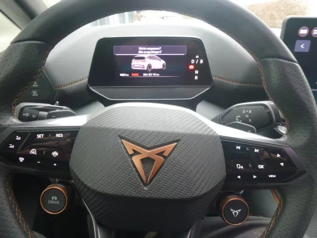 Cupra Born VZ/326HP/CAM/MEMO/NAVI/LED/DIGI/CPLAY/775g - изображение 9