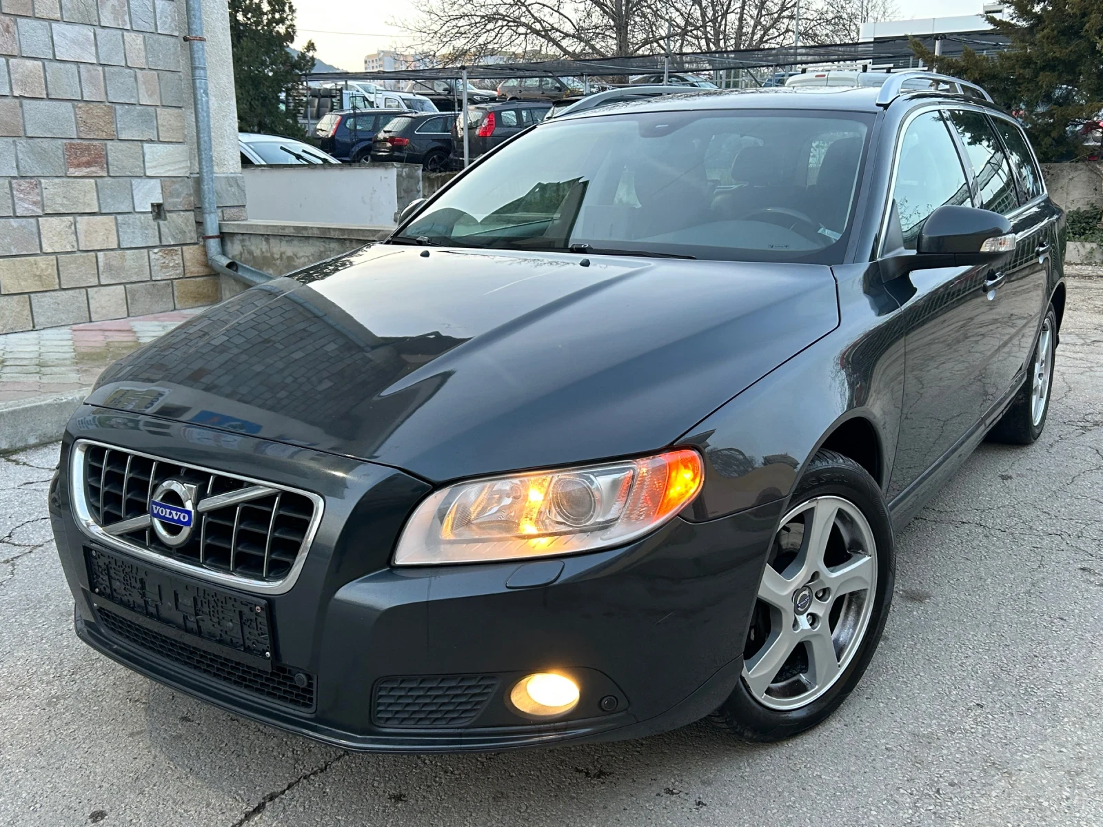 Volvo V70 2.0D XENON FULL, снимка 1