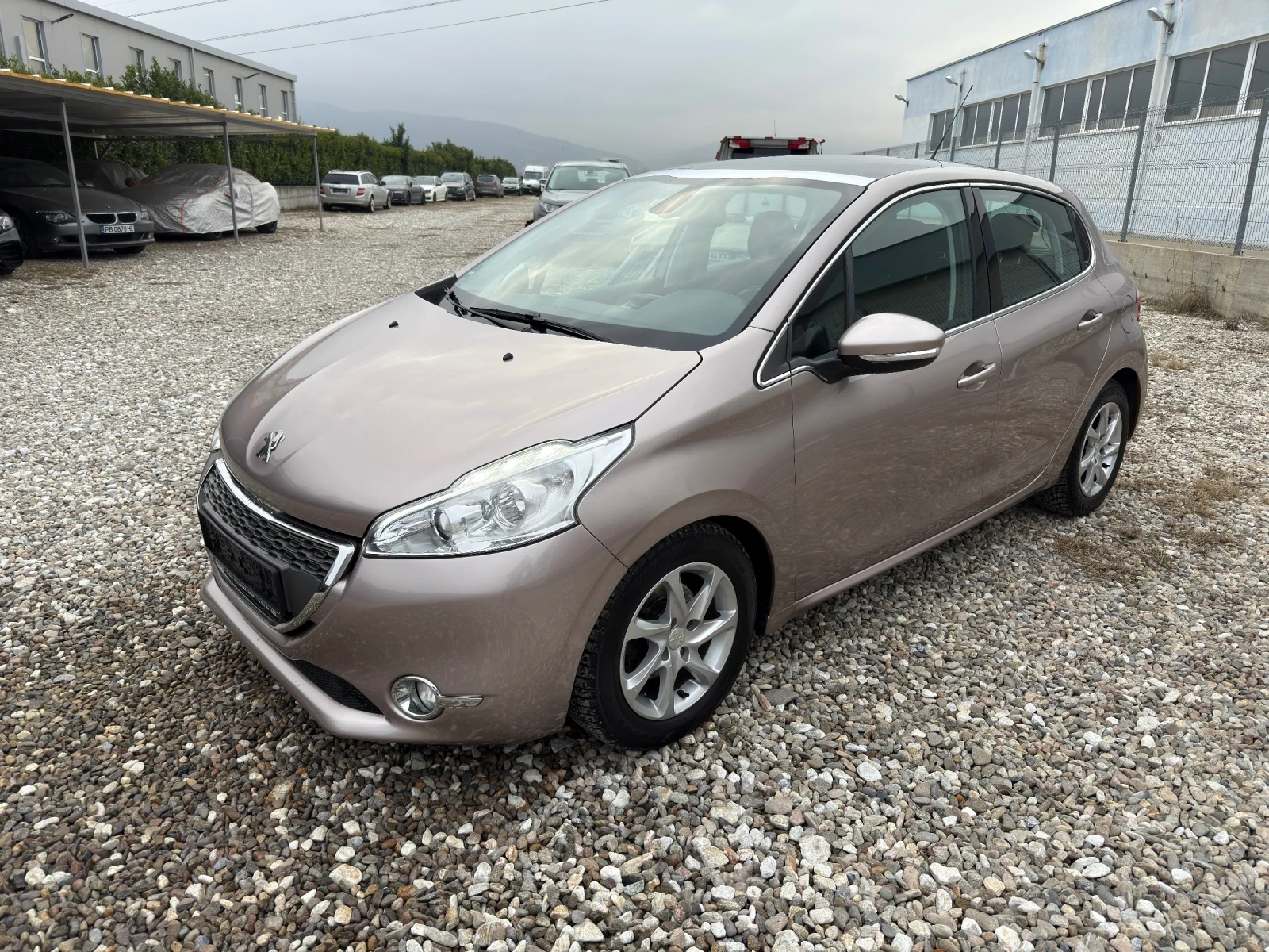Peugeot 208 1.6 e-hdi, снимка 1