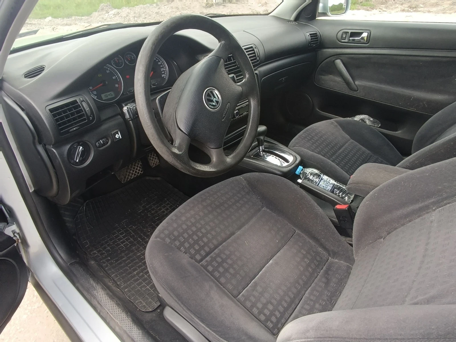 VW Passat 2.0i С AГУ - изображение 5