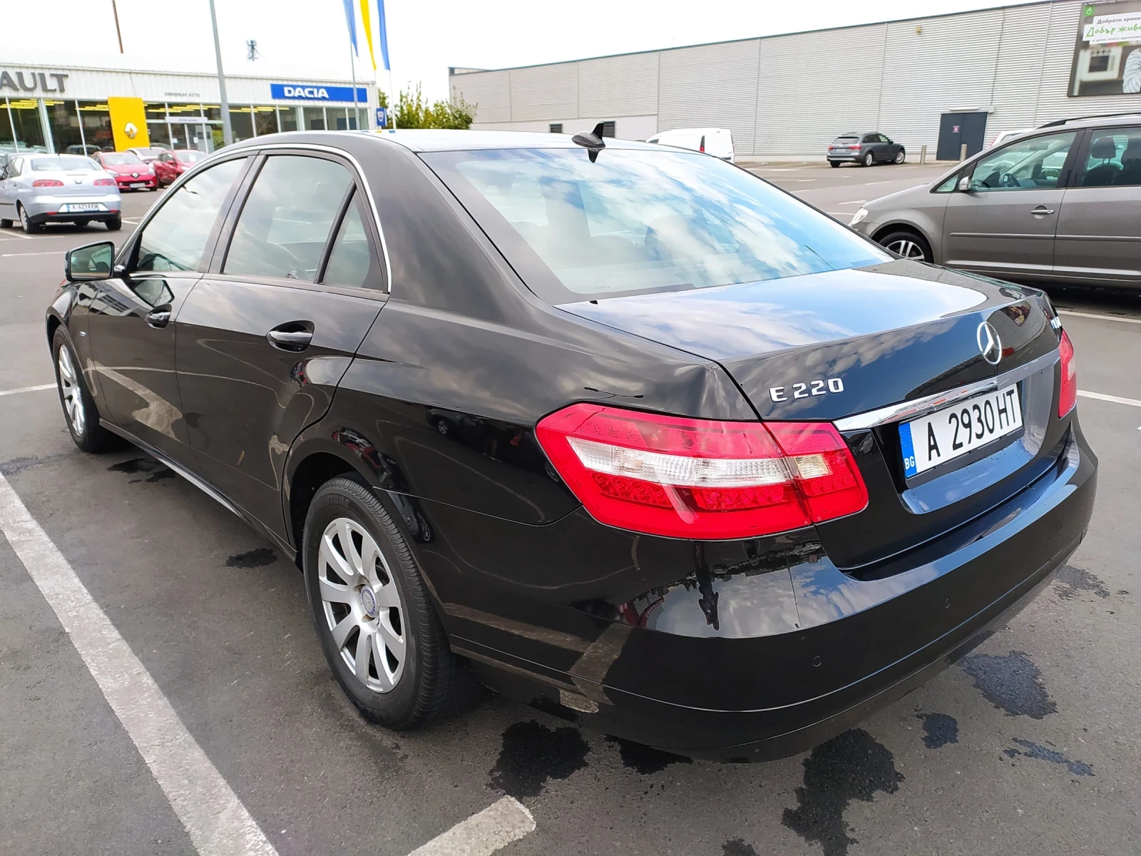 Mercedes-Benz E 220  - изображение 3