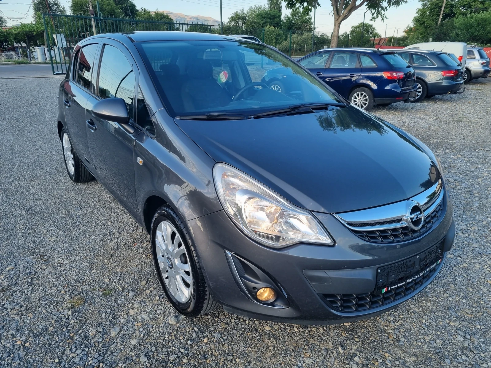 Opel Corsa 1.2i  Faclift - изображение 3