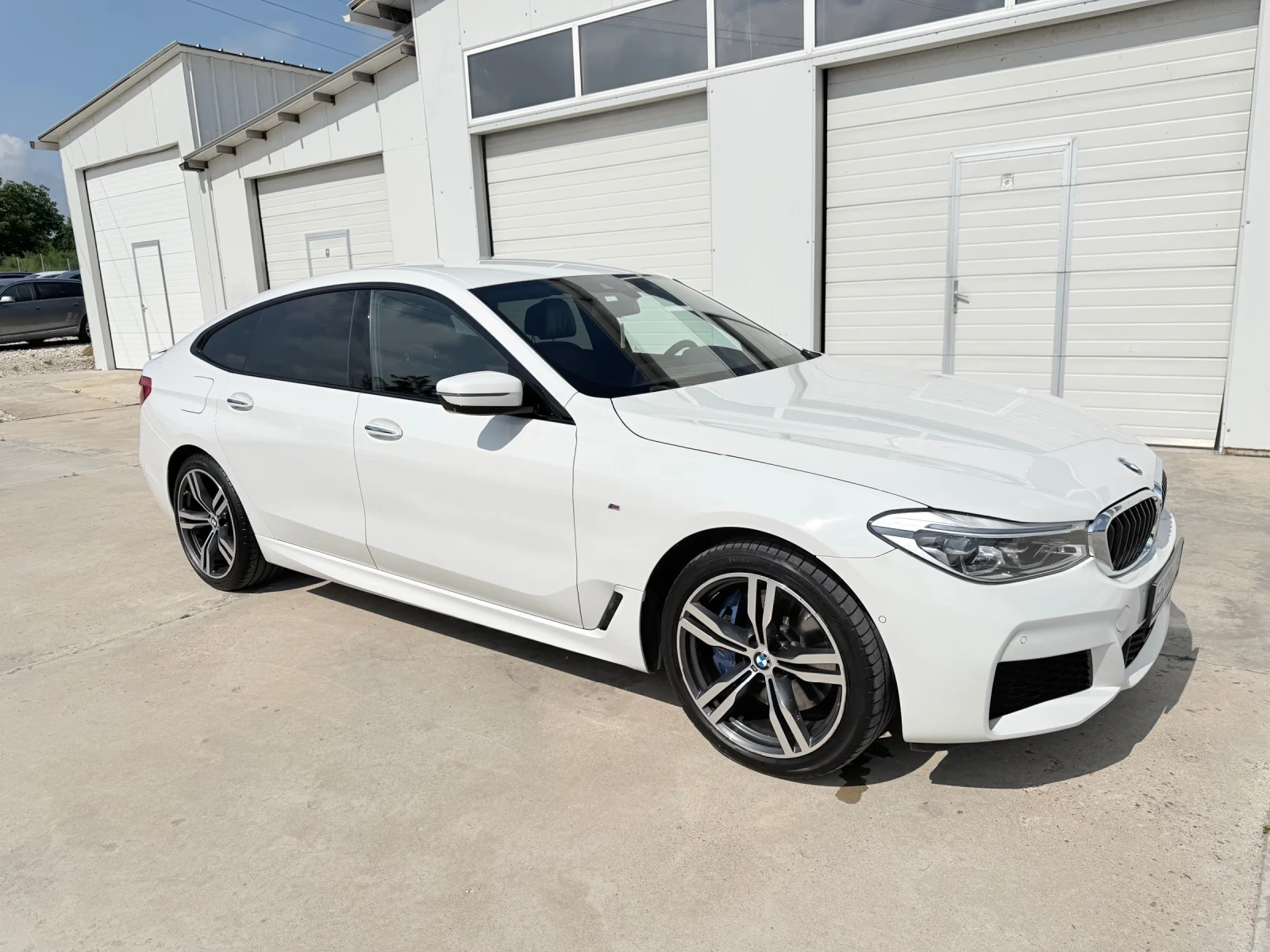 BMW 6 GT 630d M PAKET* X-Drive* LED* HEAD UP* UNIKAT* , снимка 14 - Автомобили и джипове - 51970077