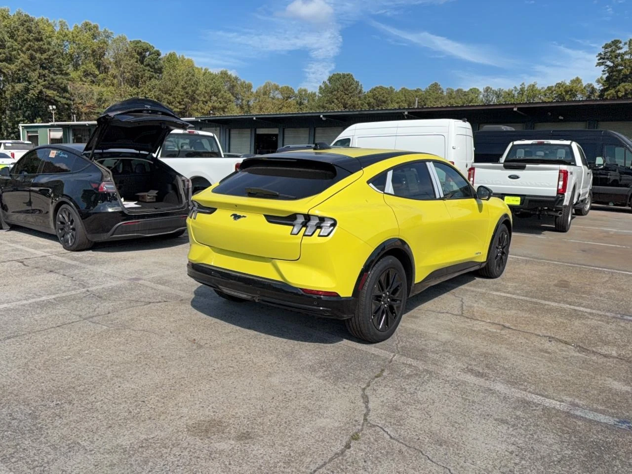 Ford Mustang Mach-E PREMIUM AWD ФИКСИРАНА ЦЕНА! ЧИСТО НОВА! ГРАДУШКОВ! - изображение 4