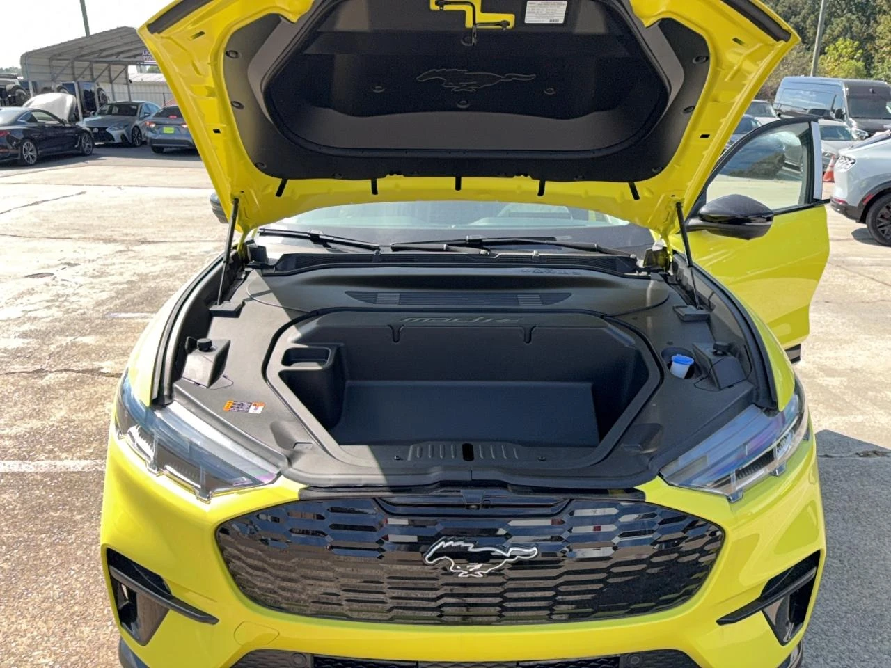 Ford Mustang Mach-E PREMIUM AWD ФИКСИРАНА ЦЕНА! ЧИСТО НОВА! ГРАДУШКОВ! - изображение 10