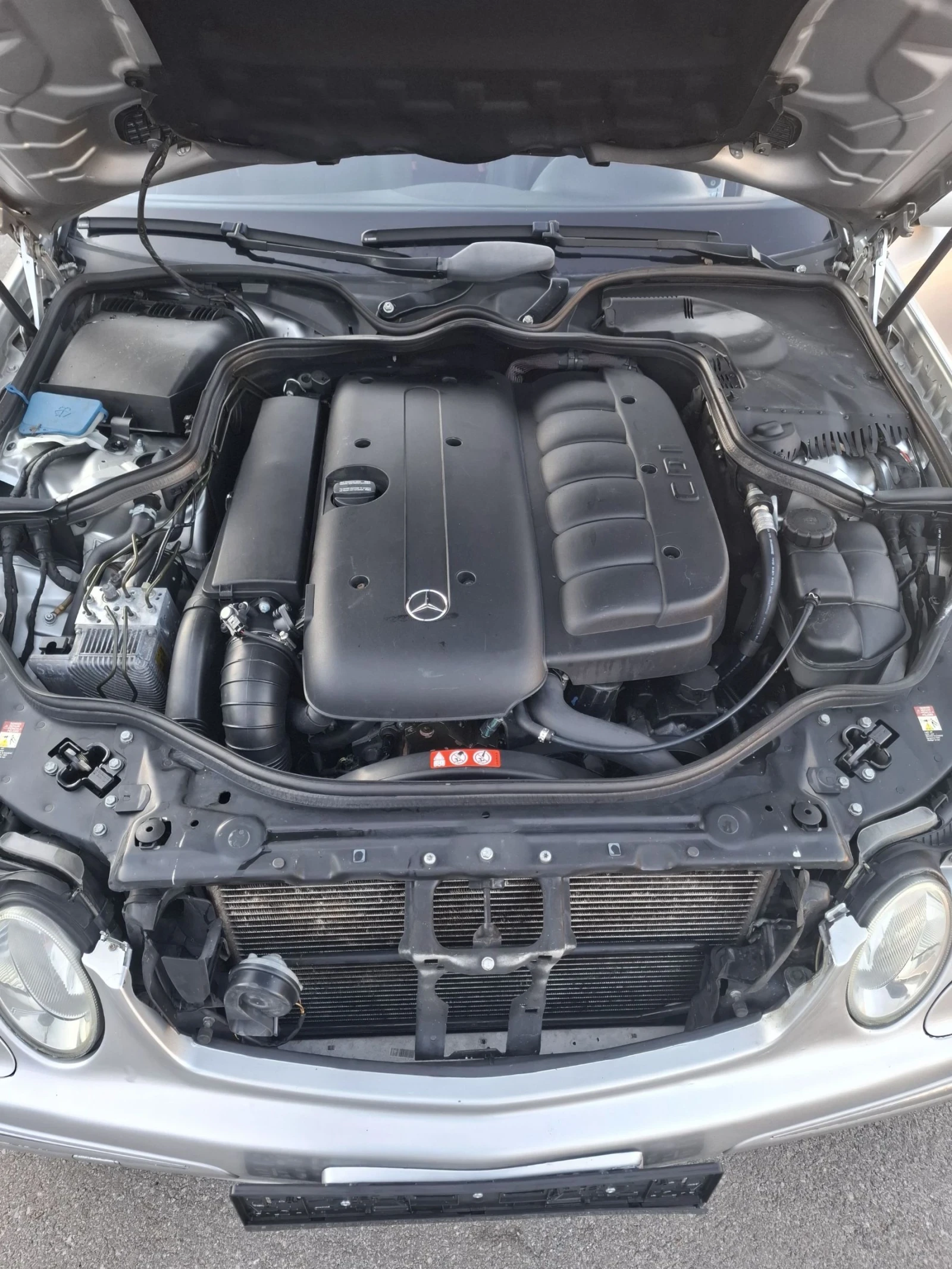 Mercedes-Benz E 320 3.2CDI 204к.с АВТОМАТИК  - изображение 10