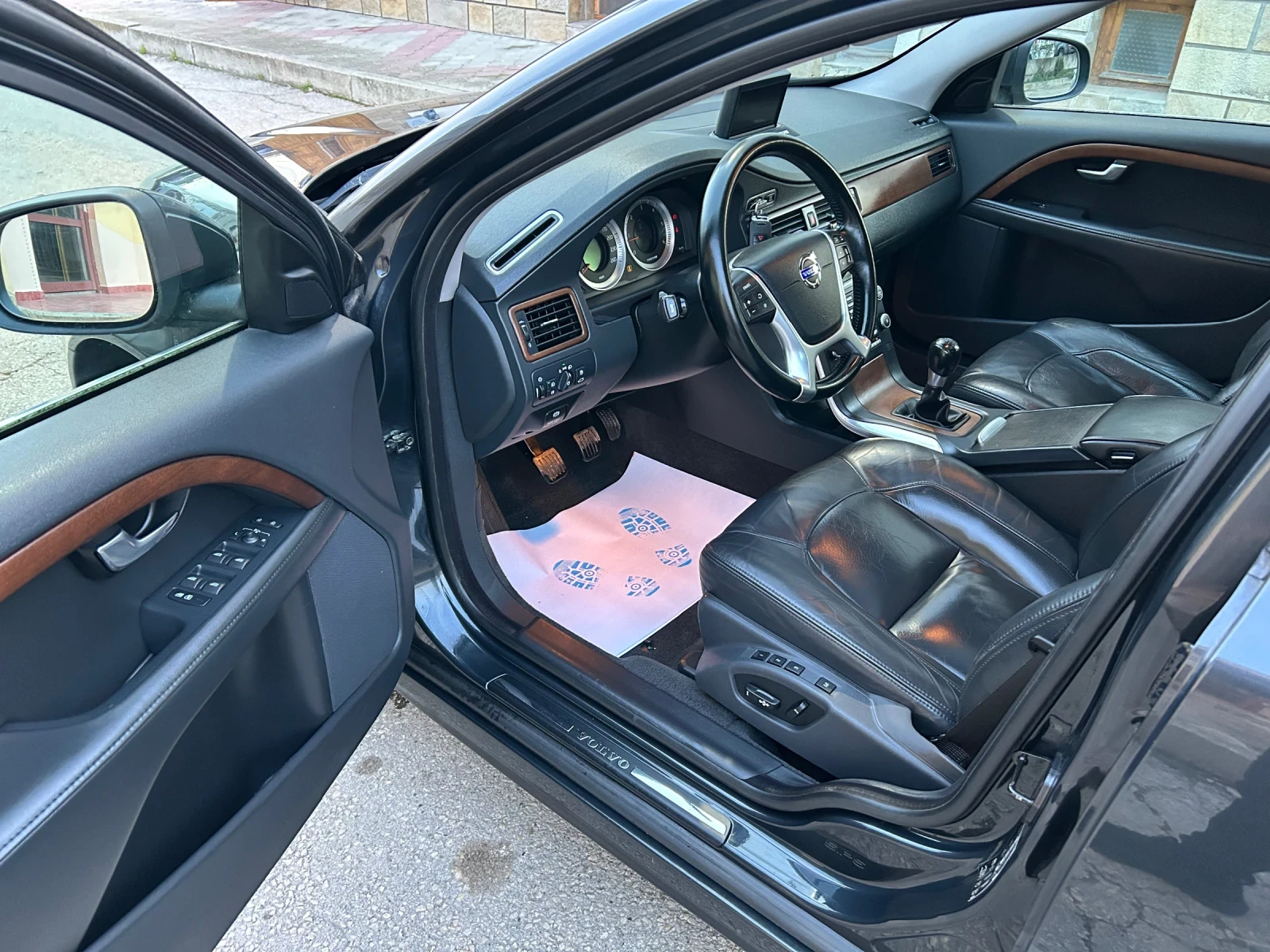 Volvo V70 2.0D XENON FULL | Mobile.bg � ����������� 8