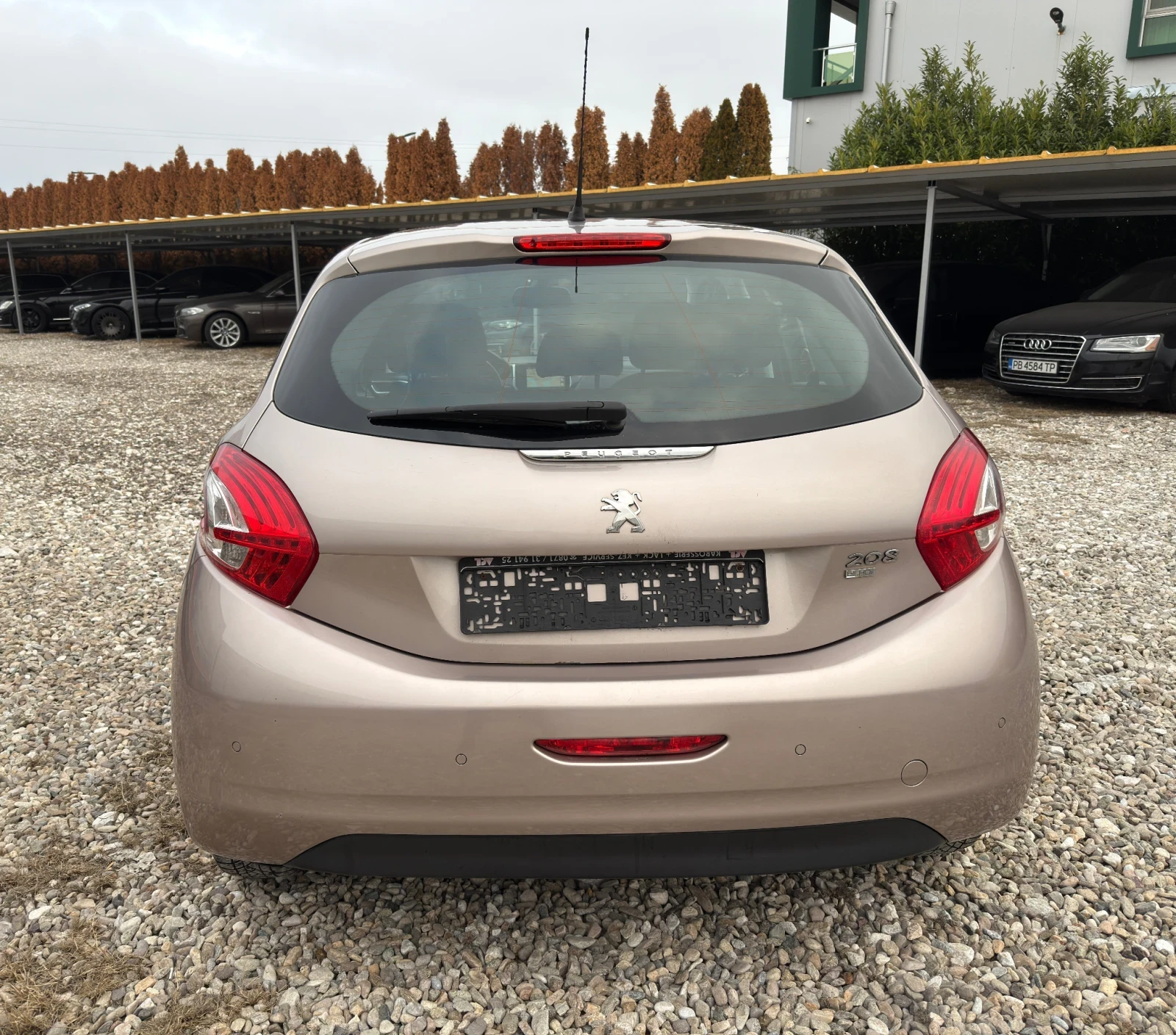 Peugeot 208 1.6 e-hdi - изображение 6