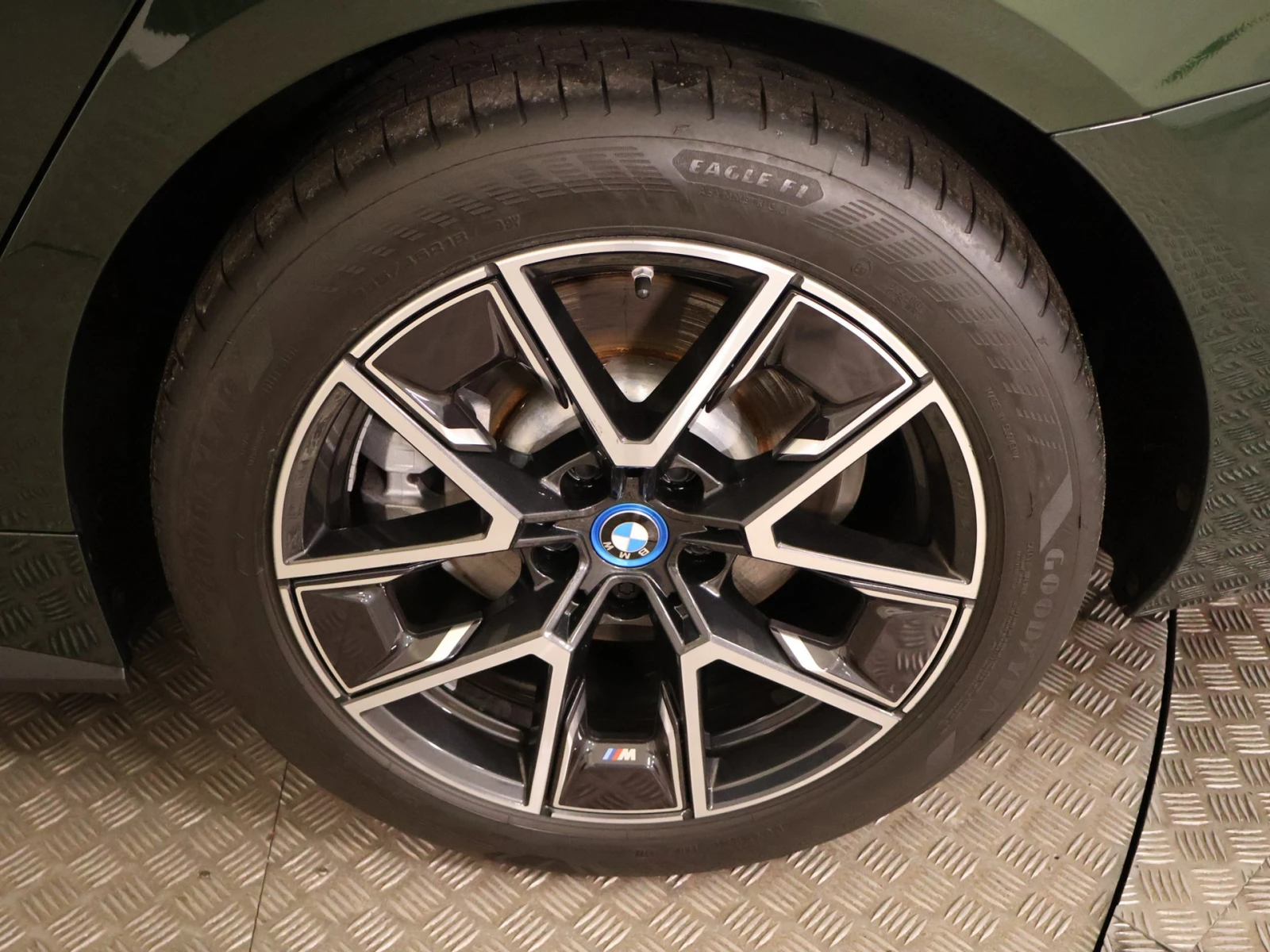 BMW i4 35 | Mobile.bg � ����������� 9