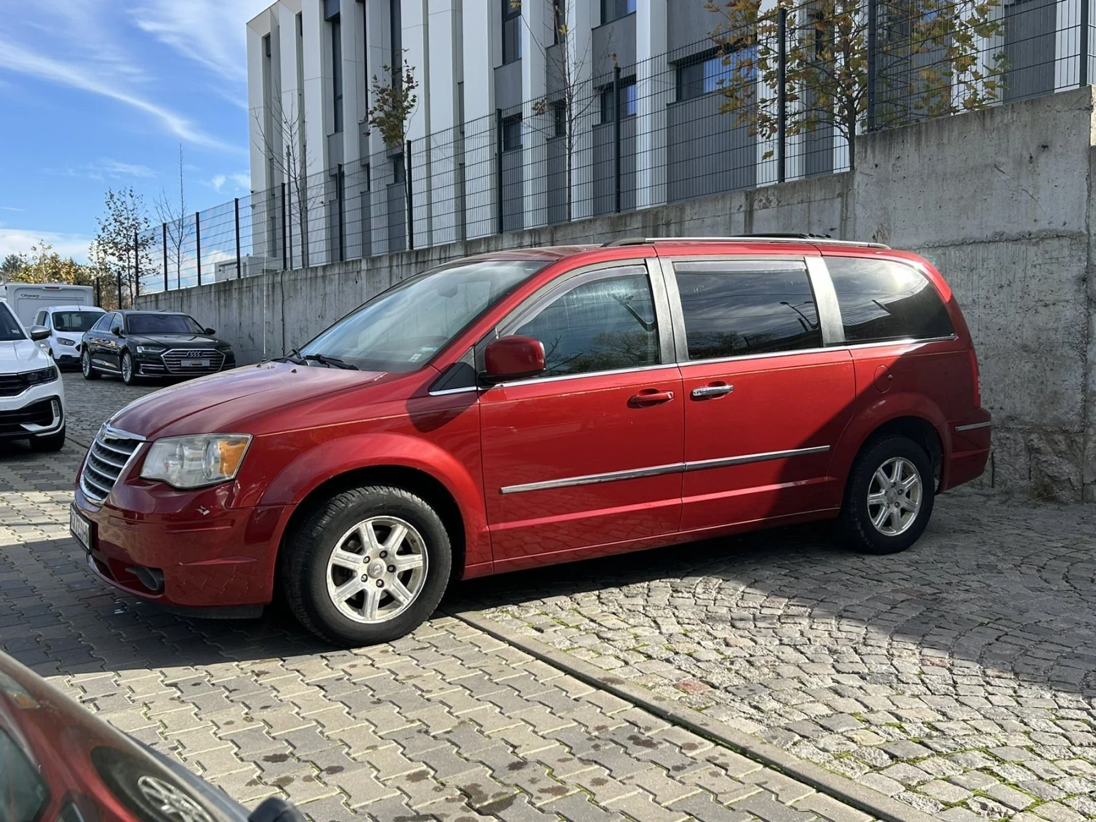 Chrysler Town and Country 3.8i-200ps-7����� | Mobile.bg � ����������� 3