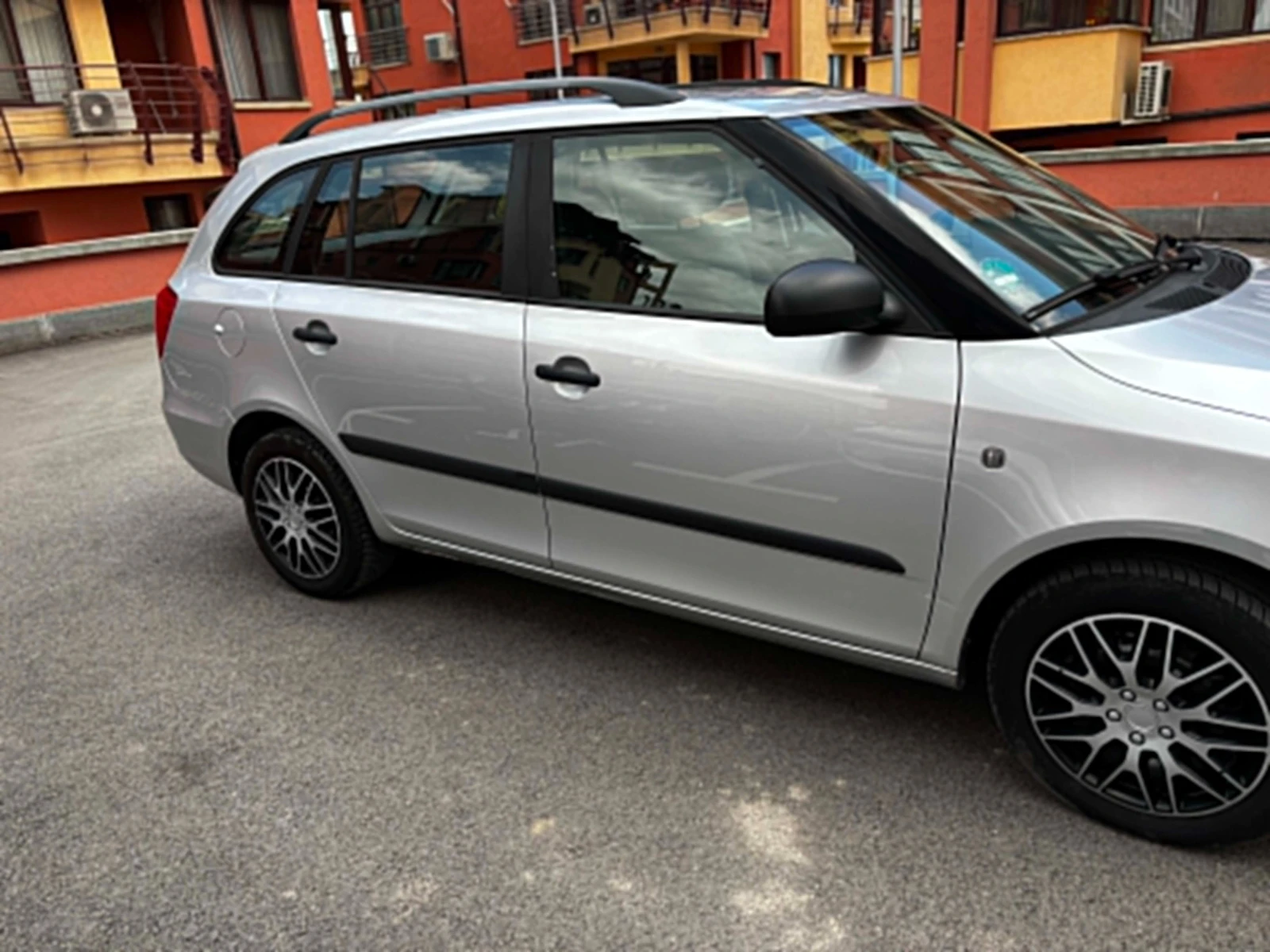 Skoda Fabia 1.2 TDI, снимка 3 - Автомобили и джипове - 54571988