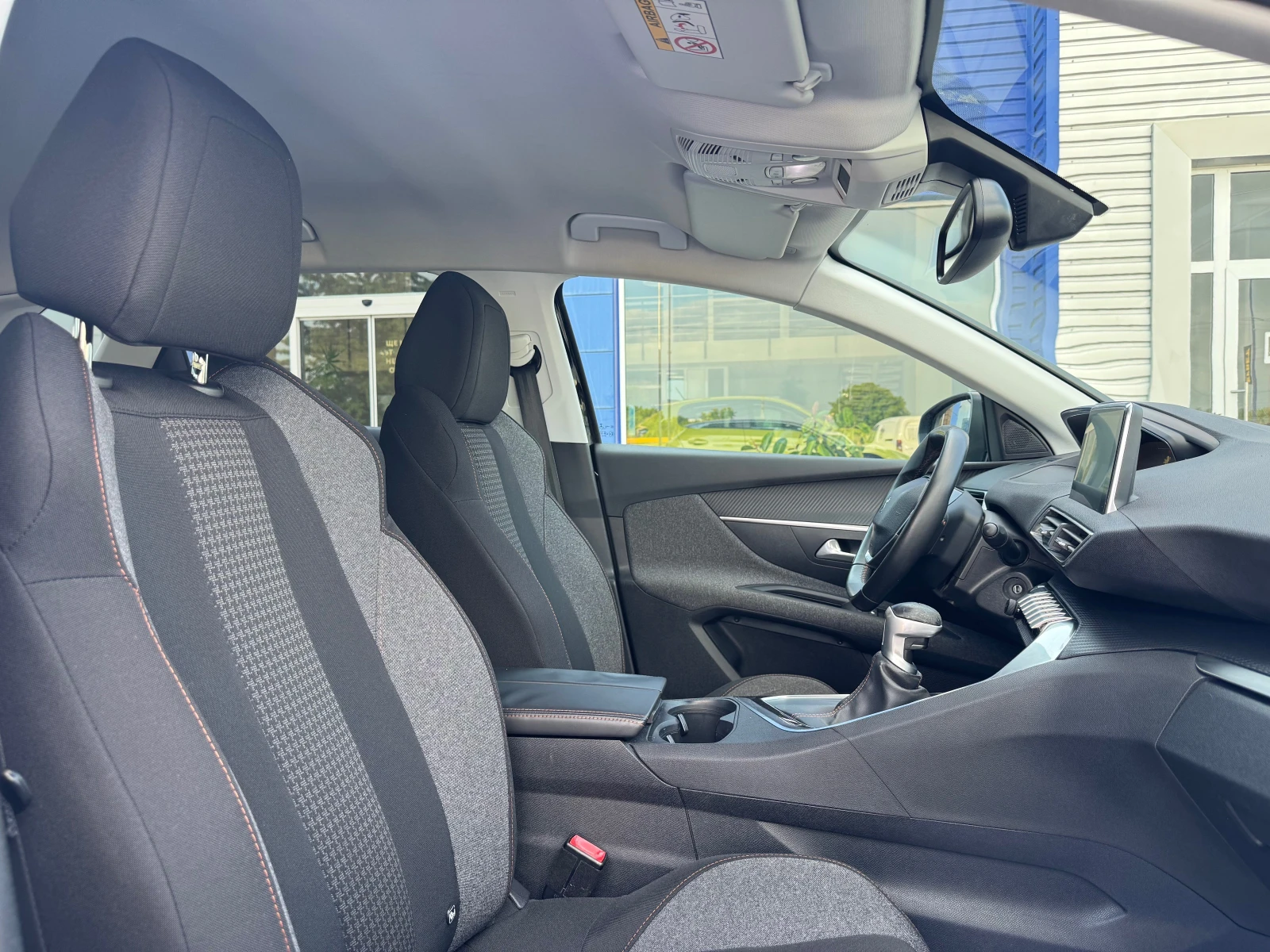 Peugeot 3008 1.6 HDI 120kc, снимка 11 - Автомобили и джипове - 54767648