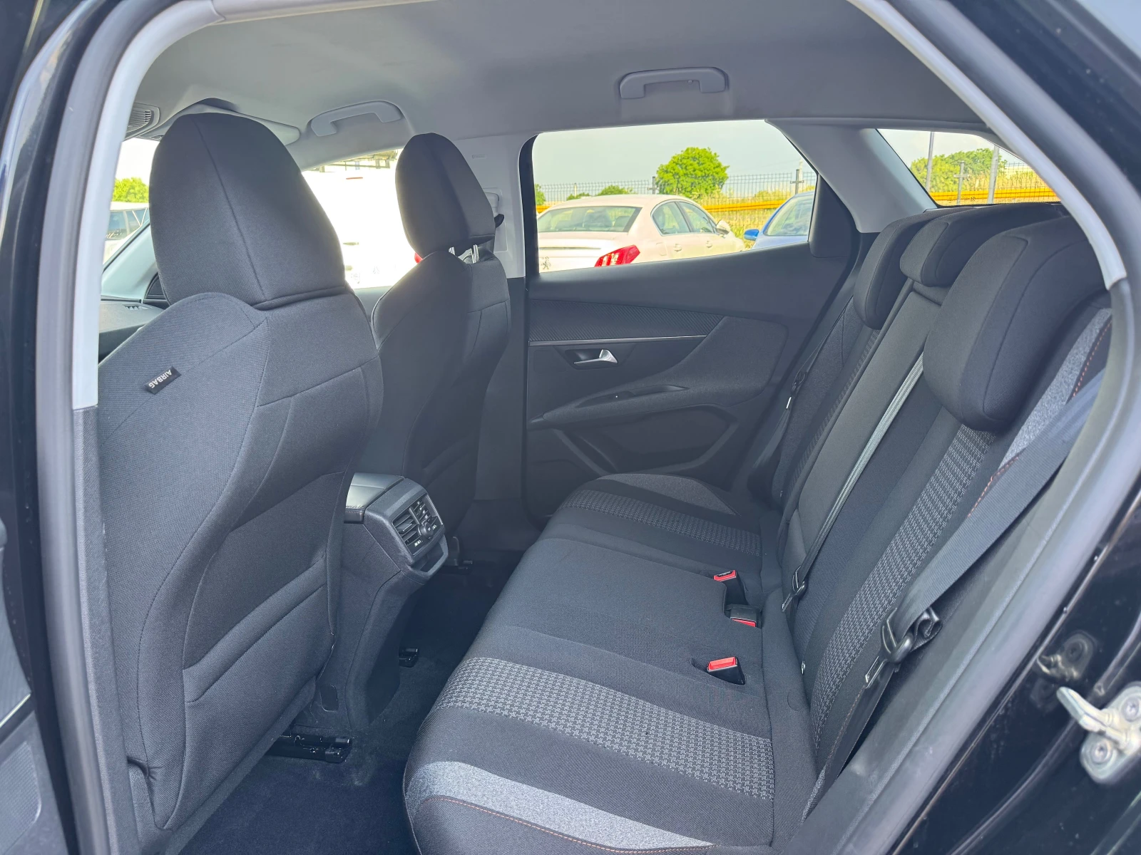 Peugeot 3008 1.6 HDI 120kc, снимка 14 - Автомобили и джипове - 54767648