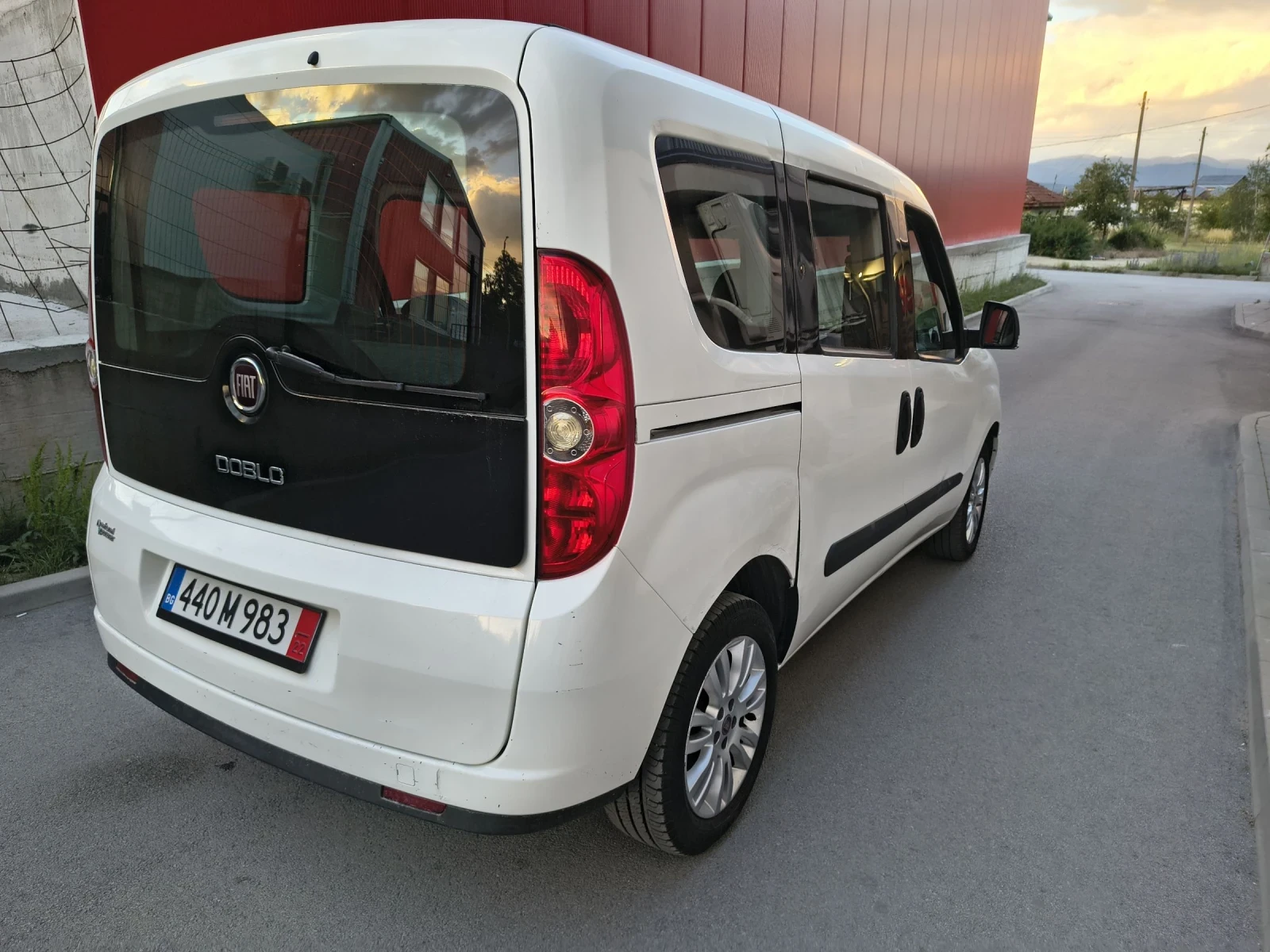 Fiat Doblo 1, 4 т.метан евро 6, снимка 4 - Автомобили и джипове - 54973918