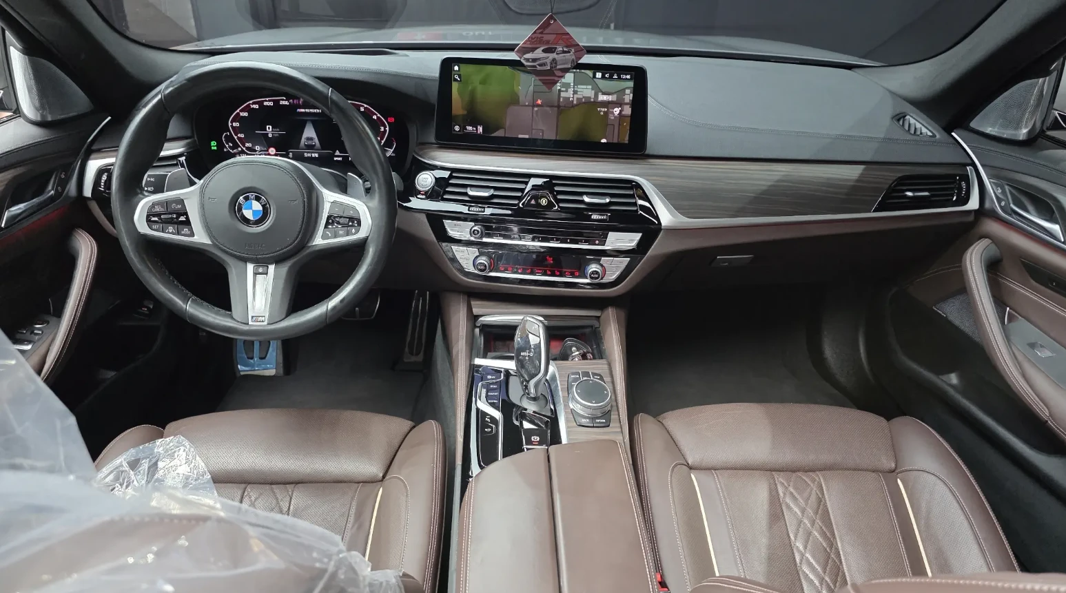 BMW 550 M550 | XDRIVE | B&O | HEAD UP, снимка 7 - Автомобили и джипове - 54980205