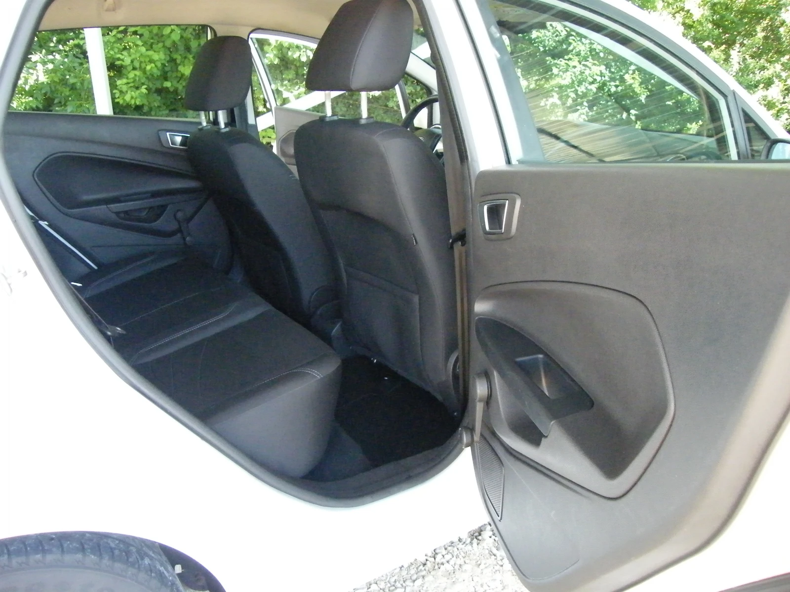 Ford Fiesta 1.5 TDCI , снимка 10 - Автомобили и джипове - 55045830