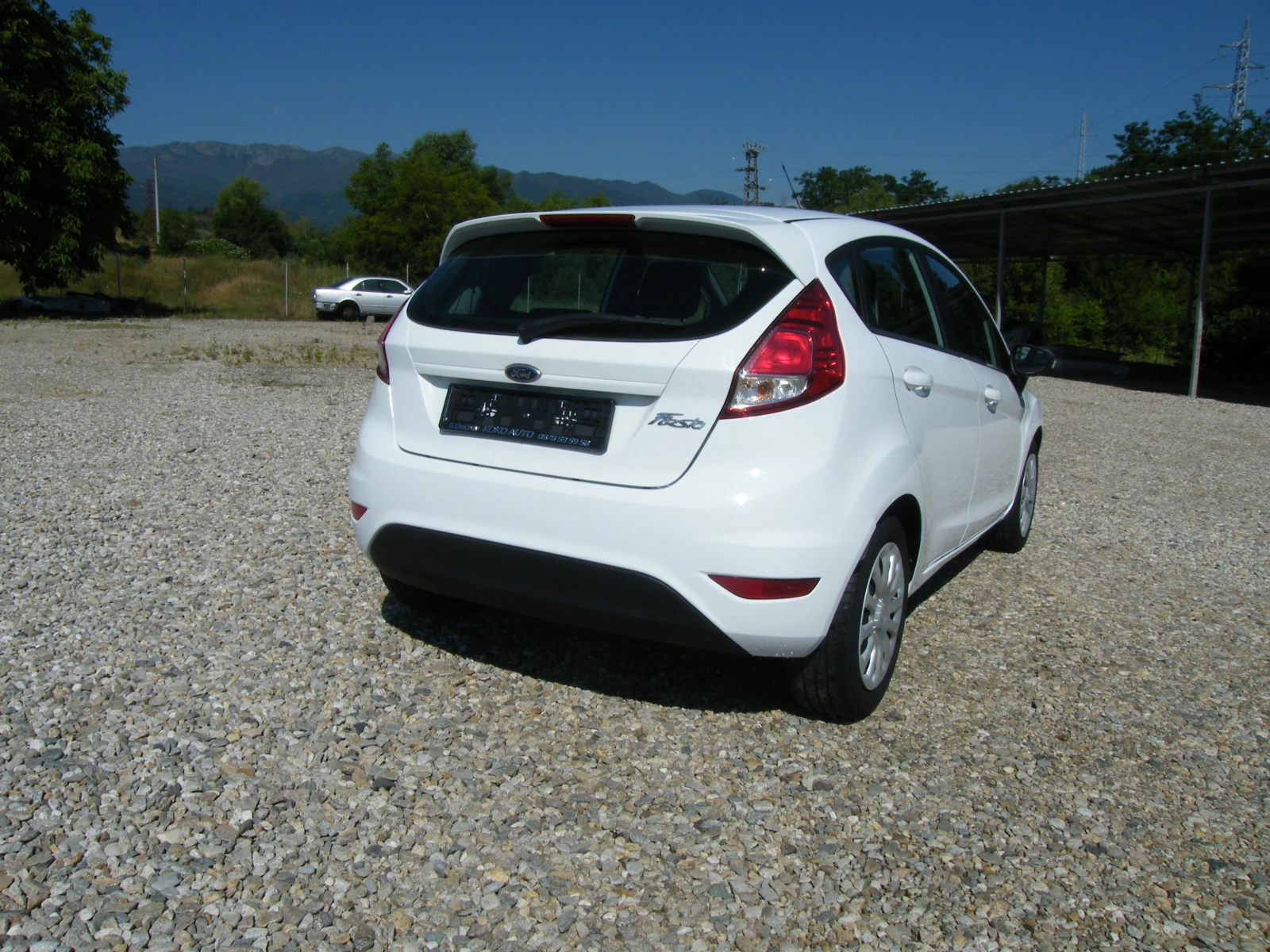 Ford Fiesta 1.5 TDCI , снимка 4 - Автомобили и джипове - 55045830